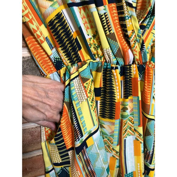 Sleeveless Aztec Design Collared V-Neck Elastic Waist Romper Sz M Pockets Flowy - Picture 3 of 7